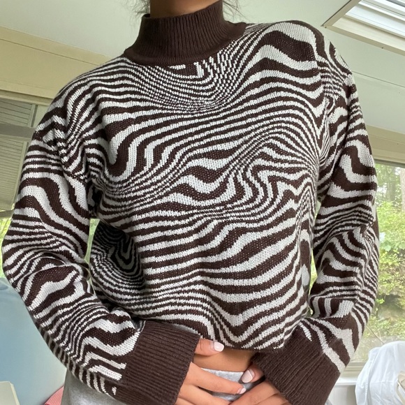 H&M turtleneck sweater - Picture 1 of 2